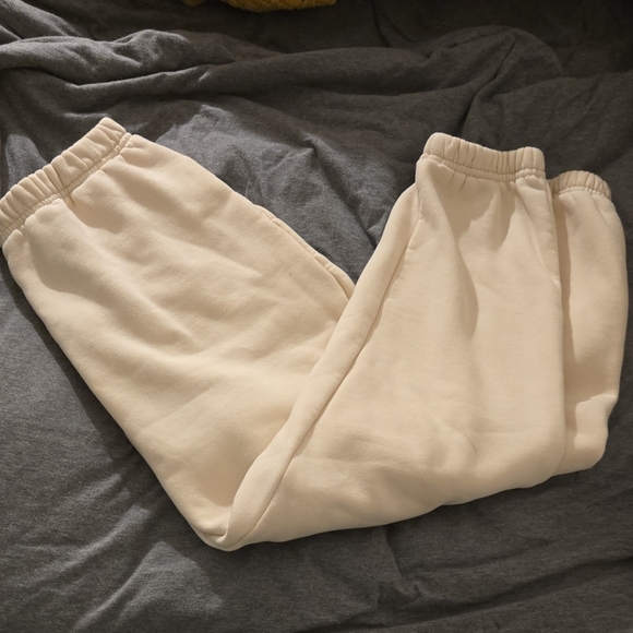 Cream Sweat Set - Picture 3 of 3